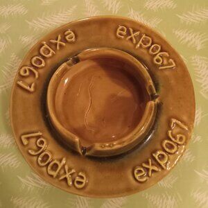 Expo 67 ashtray made in Canada poterie laurentienne